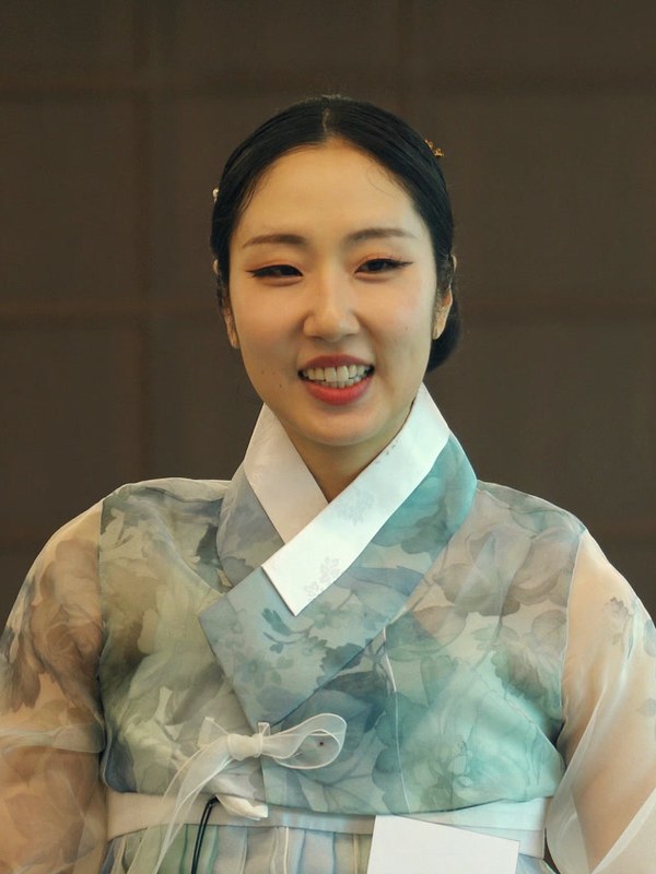김하영